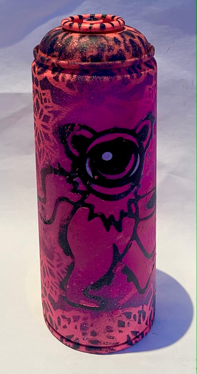 Connor Terry X @EYEZ C👁LLAB👁RATE Spray Can Pink