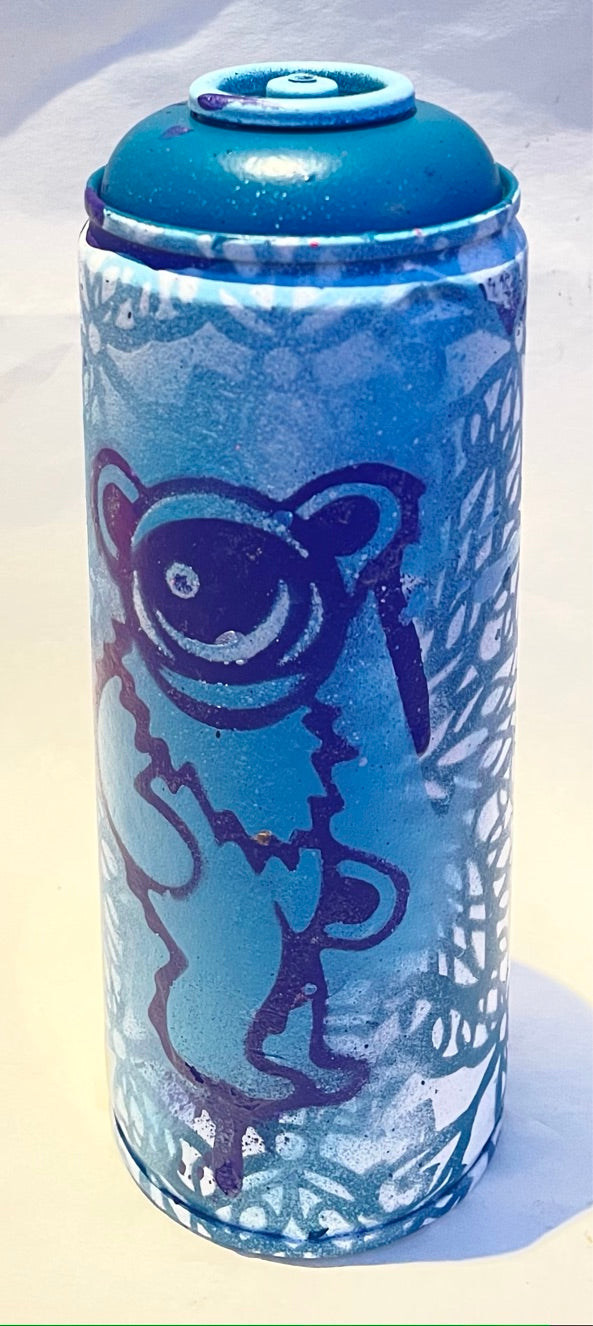 Connor Terry X @EYEZ C👁LLAB👁RATE Spray Can blue