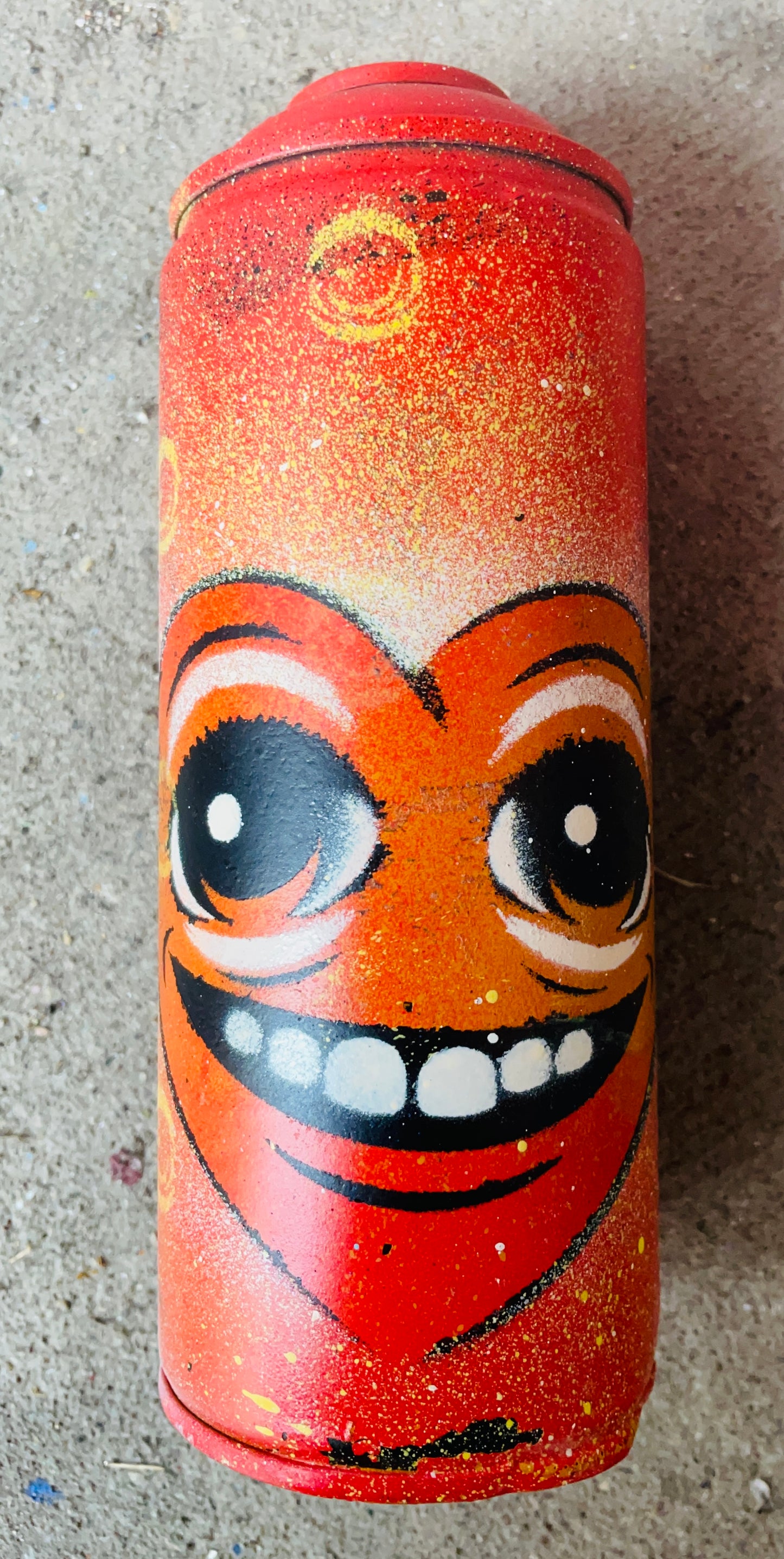 Bird milk @EYEZ heART spray can C👁LLAB👁RATE Painting